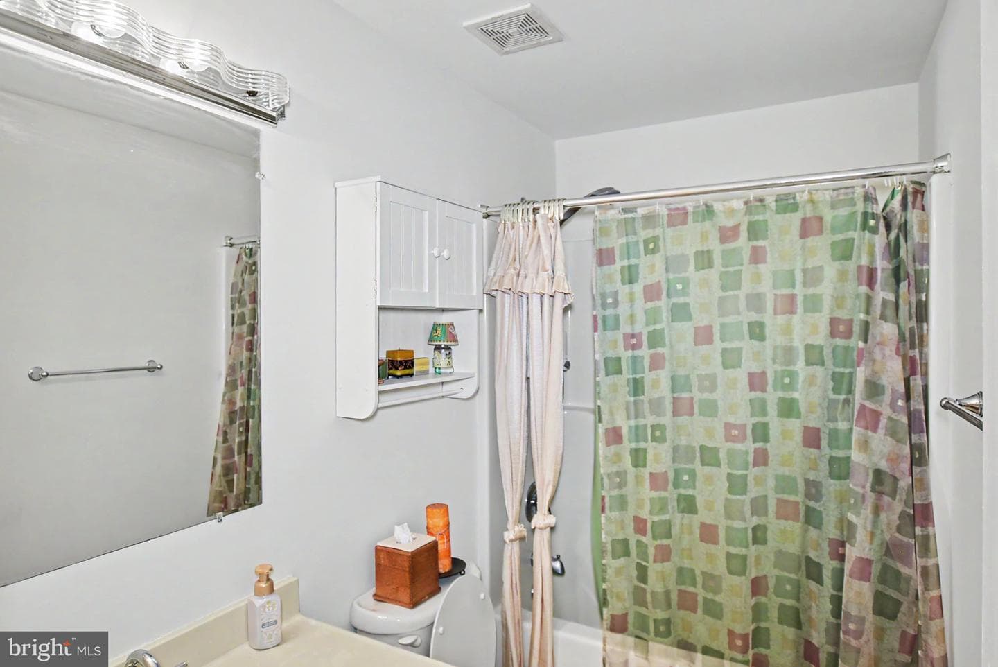 7090 Penny Lane photo 16