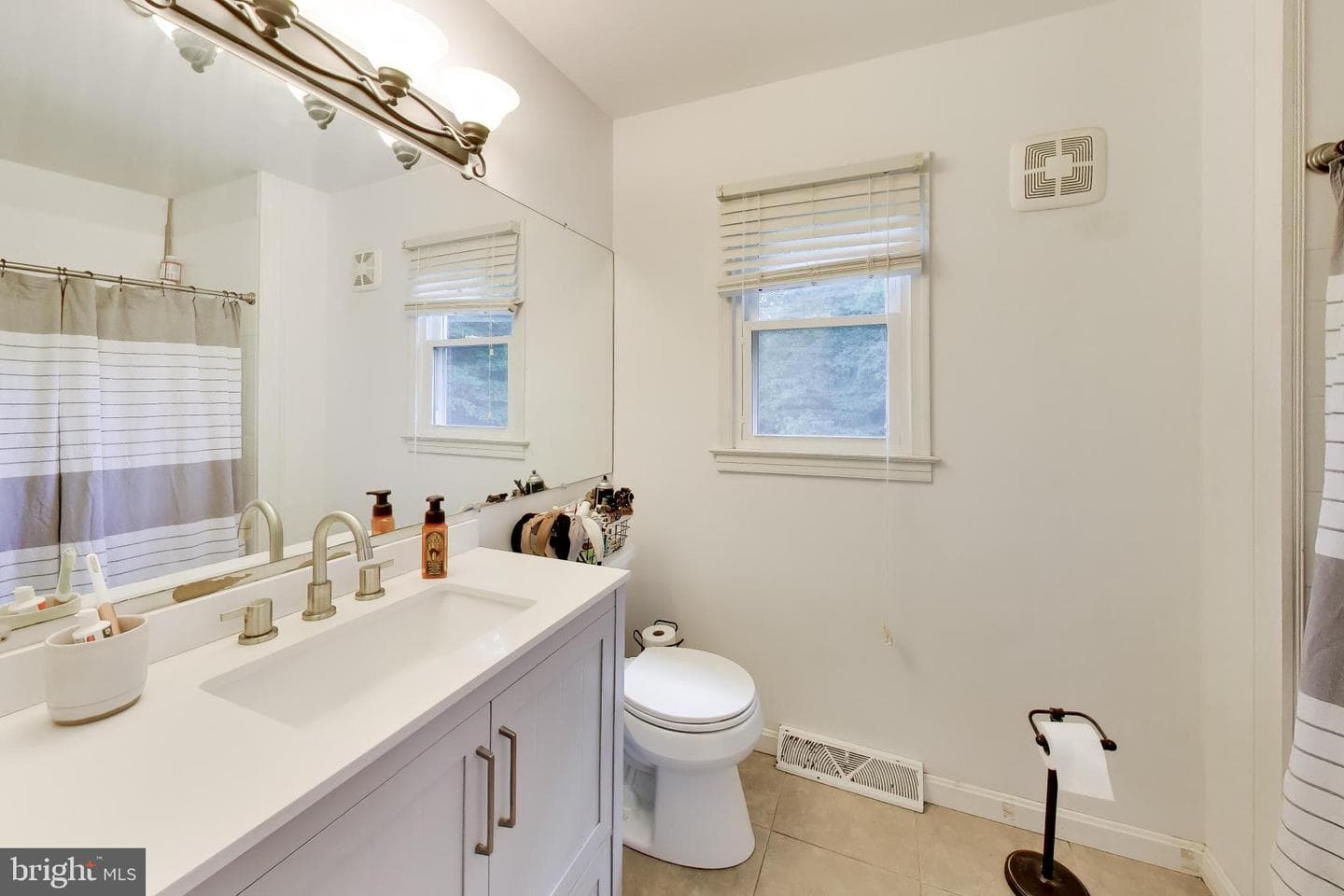 3240 Juniper Lane photo 11