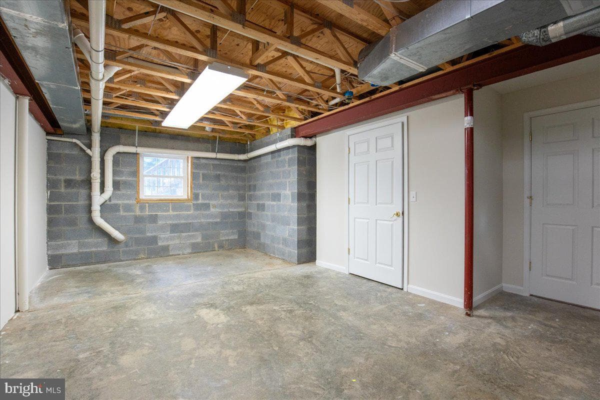 12033 Steven Lane photo 85