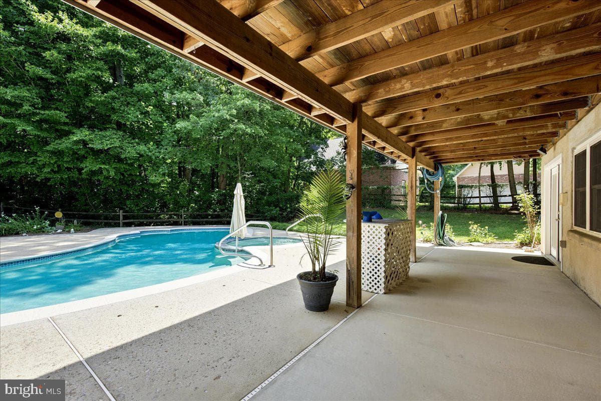 12033 Steven Lane photo 89