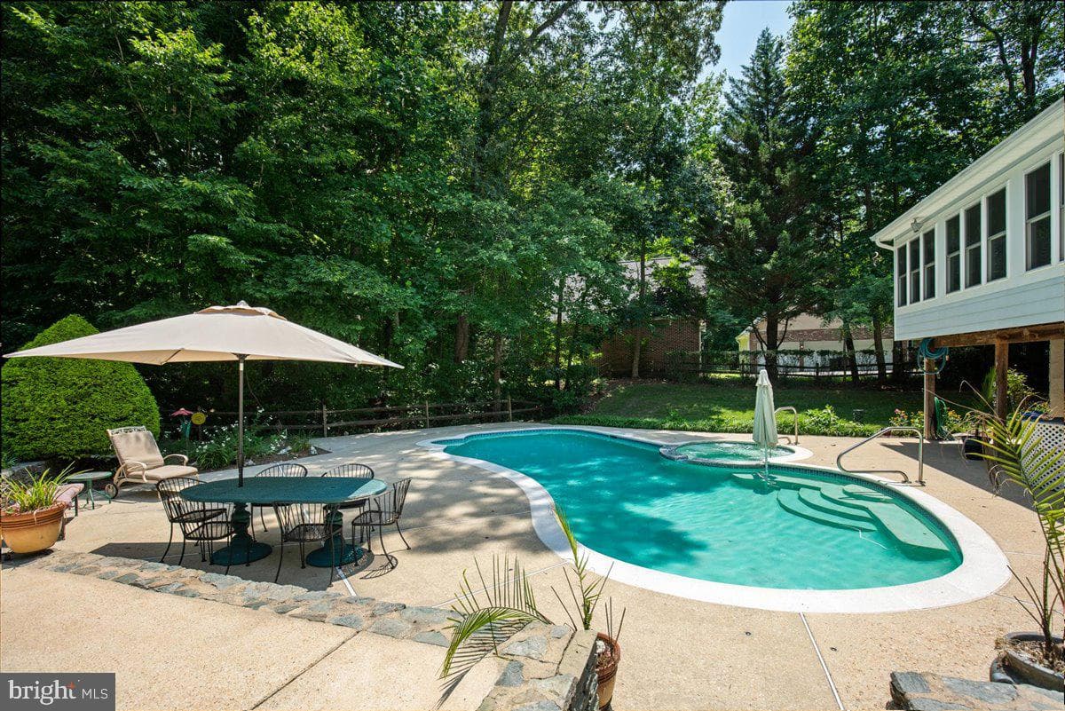 12033 Steven Lane photo 97