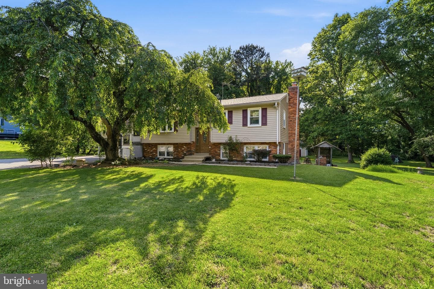 9330 Boyds Turn Road photo 5