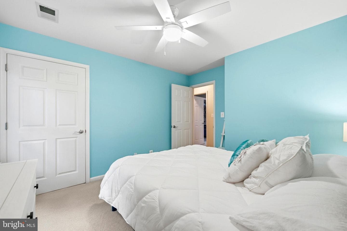 548 Windmill Drive photo 36