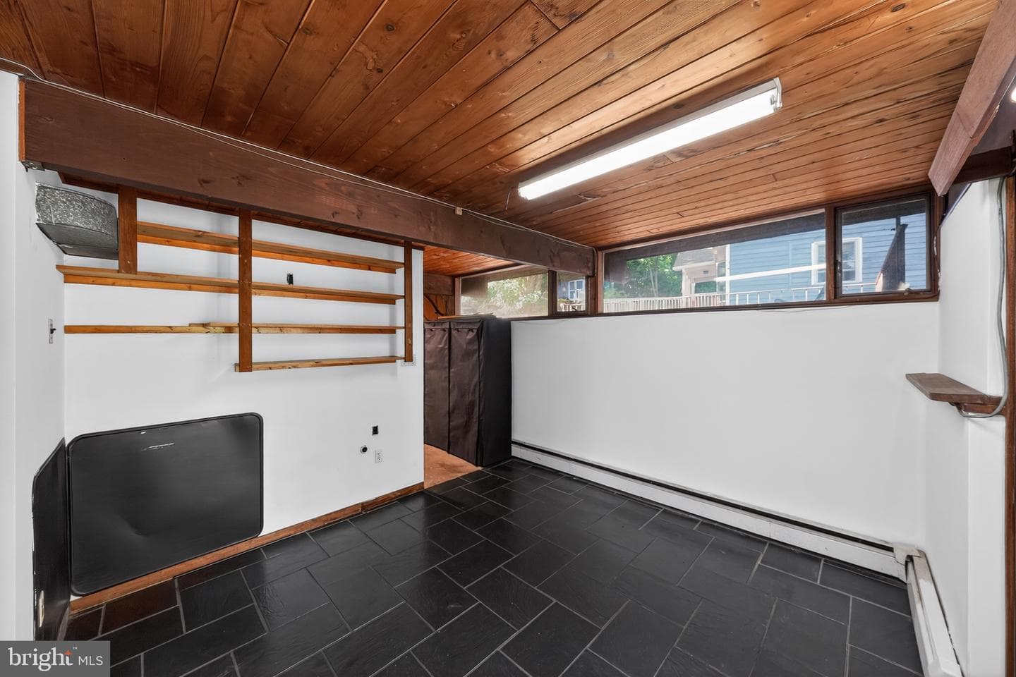 8205 F Street photo 34