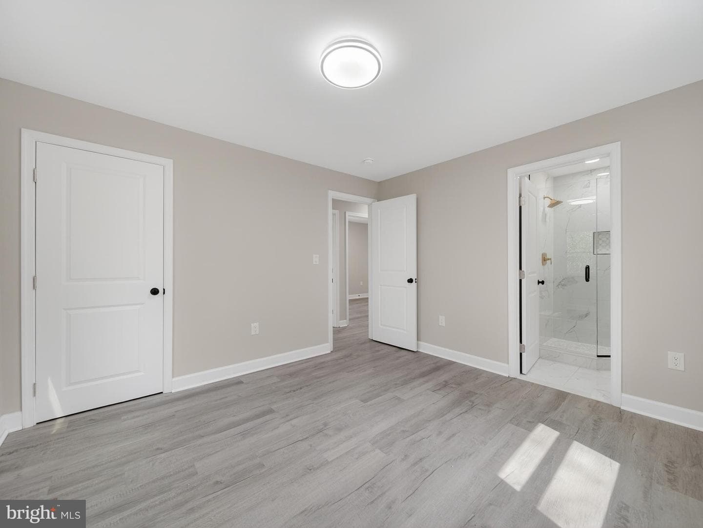 4475 Virginia Avenue photo 22