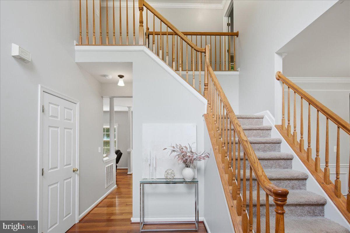 2424 Springbrook Court photo 17