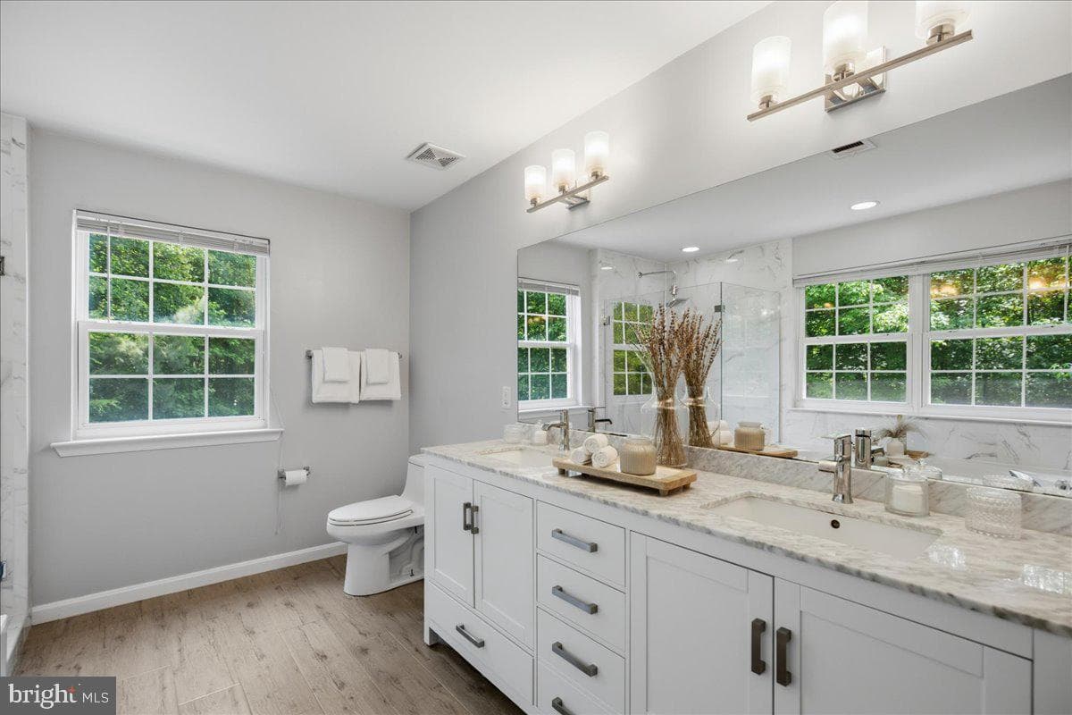 2424 Springbrook Court photo 59