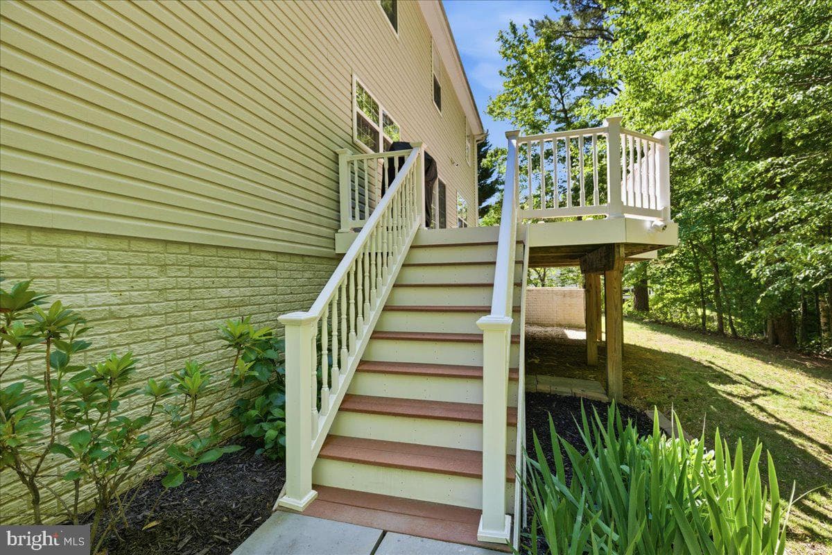 2424 Springbrook Court photo 93
