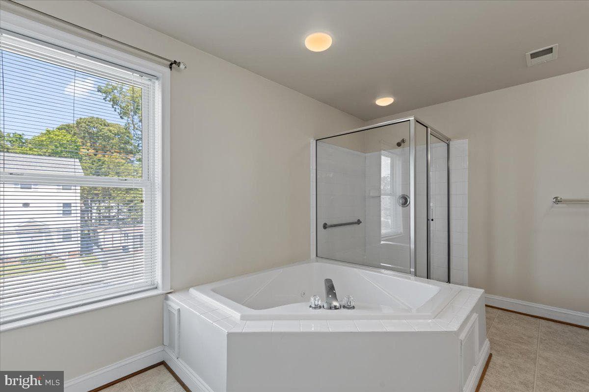 4032 5th Street photo 22
