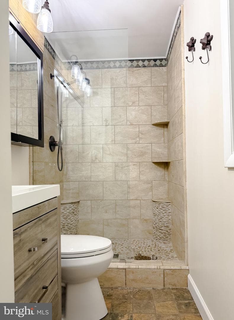 272 Elkins Lane photo 43