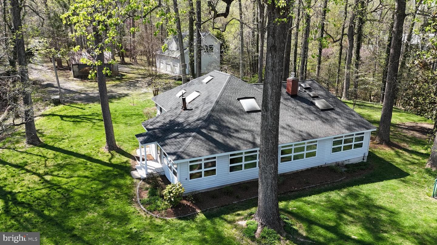 2237 Garrity Rd photo 22