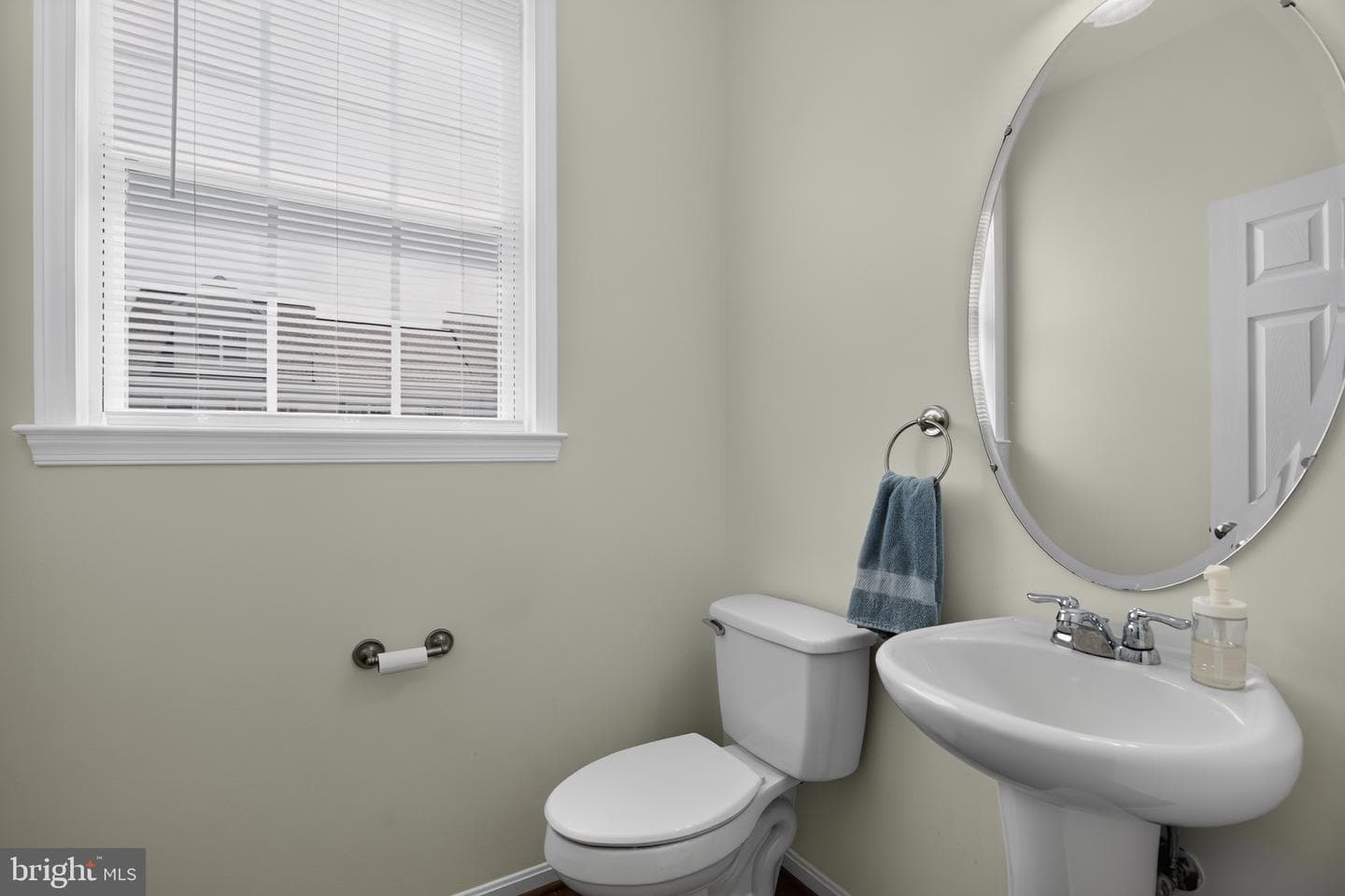 3610 Glouster Drive photo 24