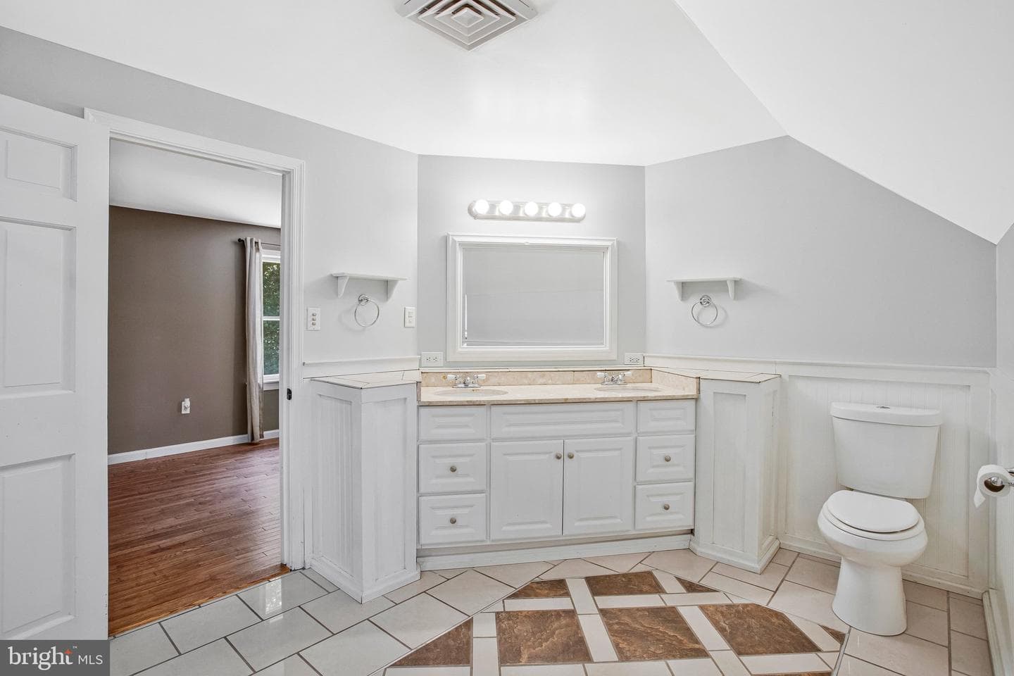 3641 Cassell Boulevard photo 13