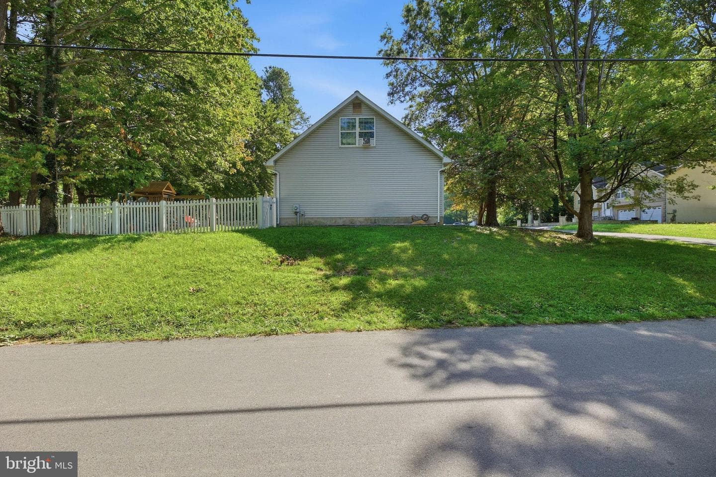 1040 Redeye Road photo 36