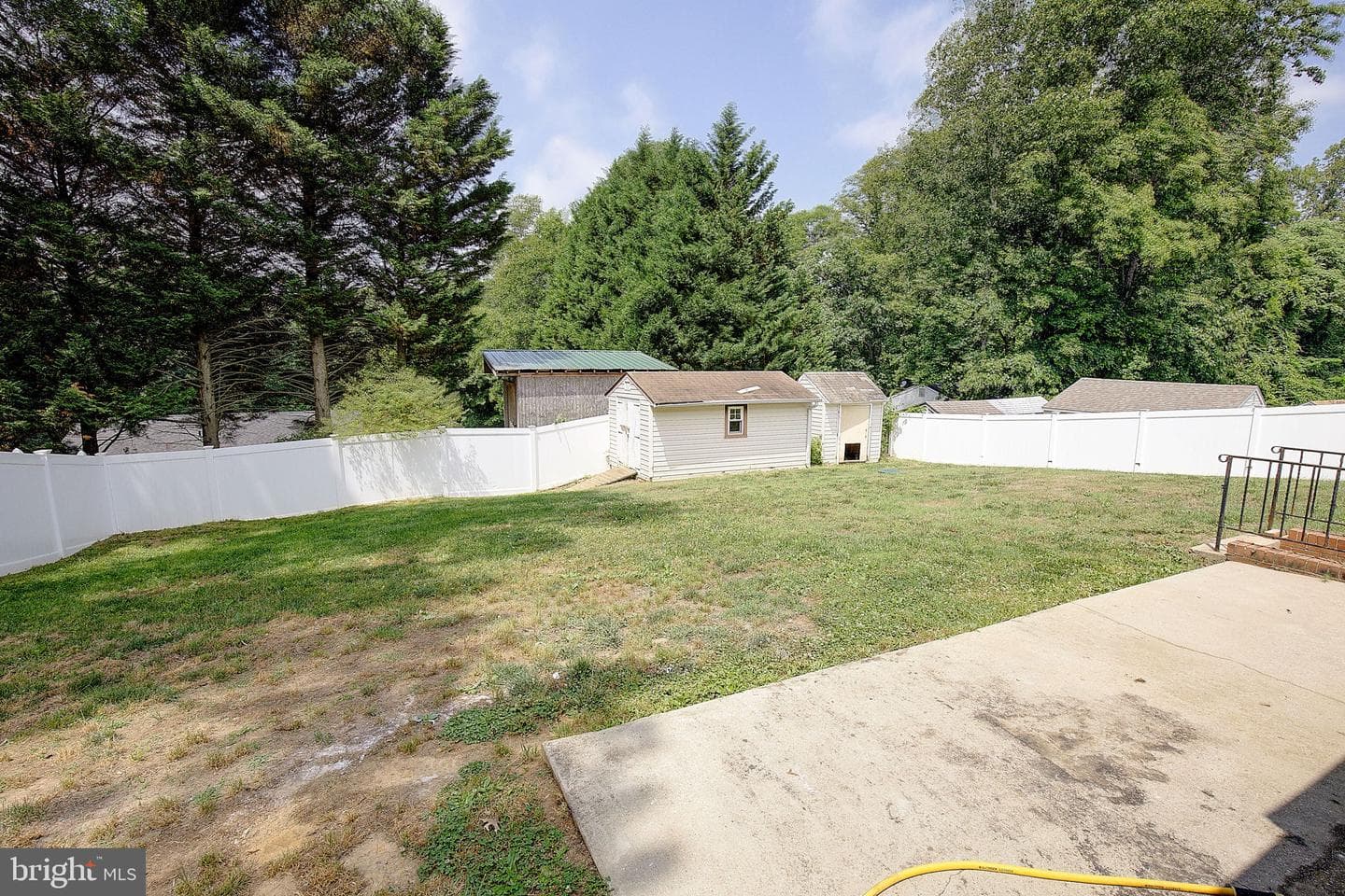 2546 Hillside Drive photo 18