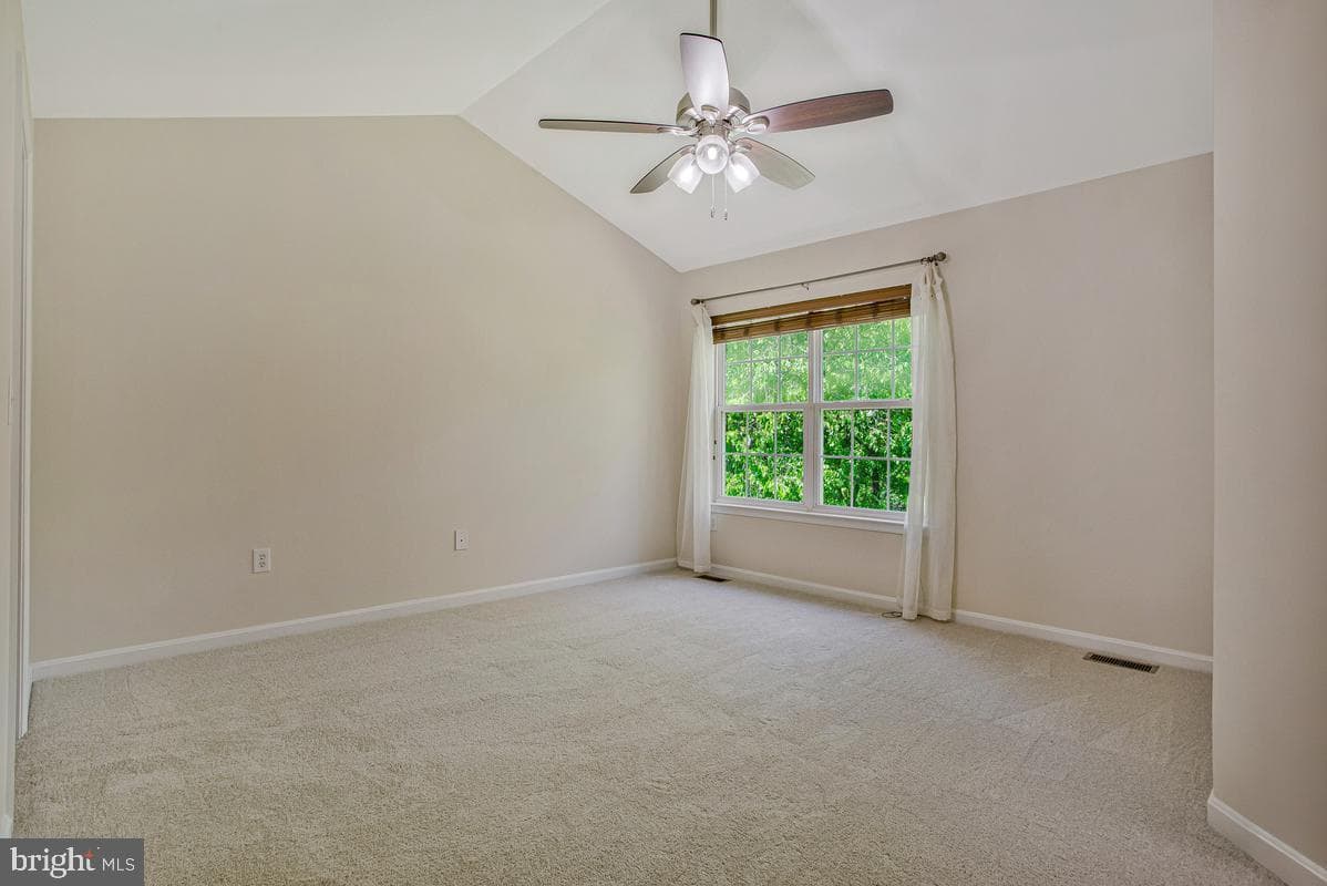 3657 Bedford Drive photo 19