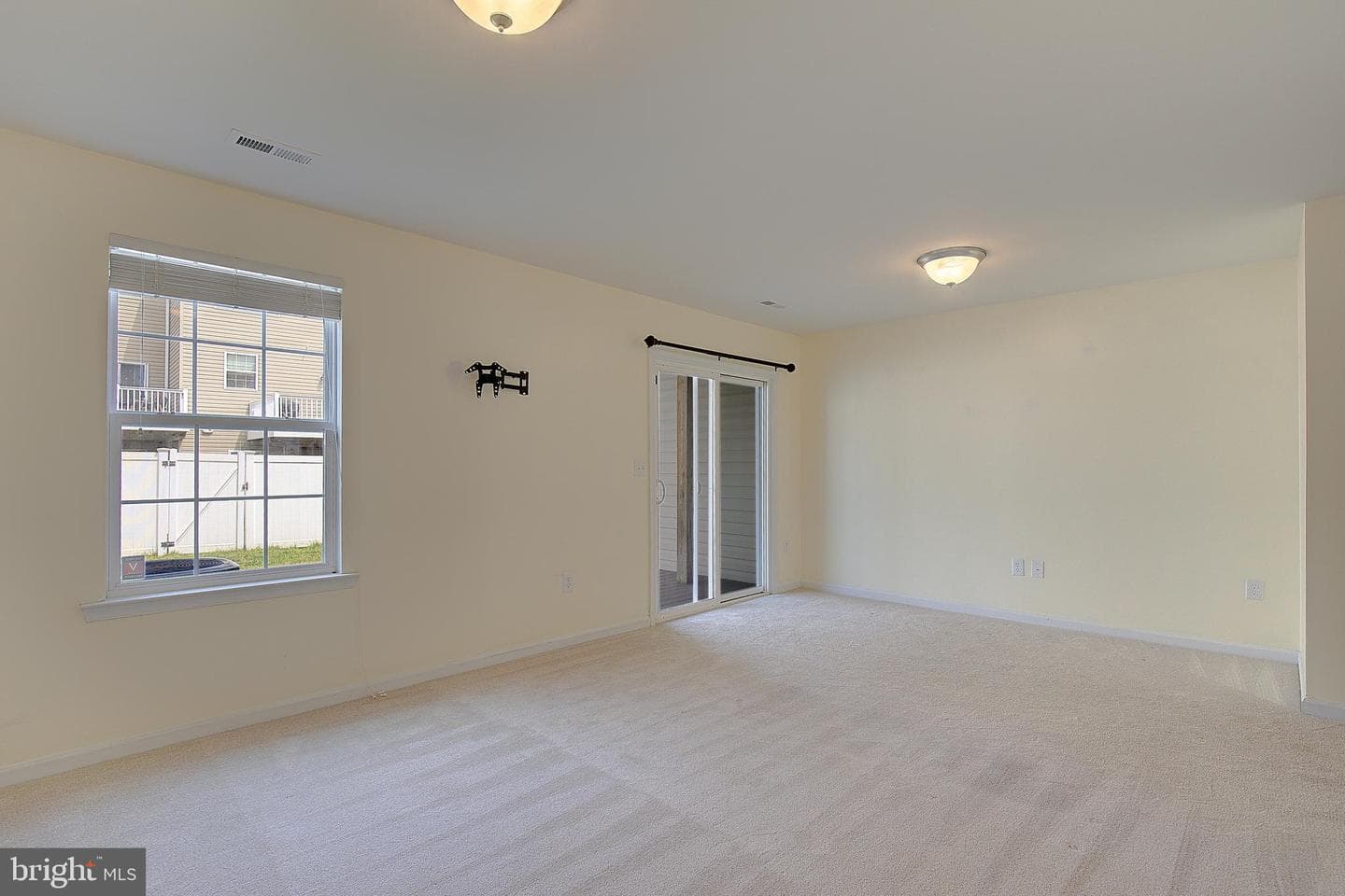 105 Polo Way photo 11