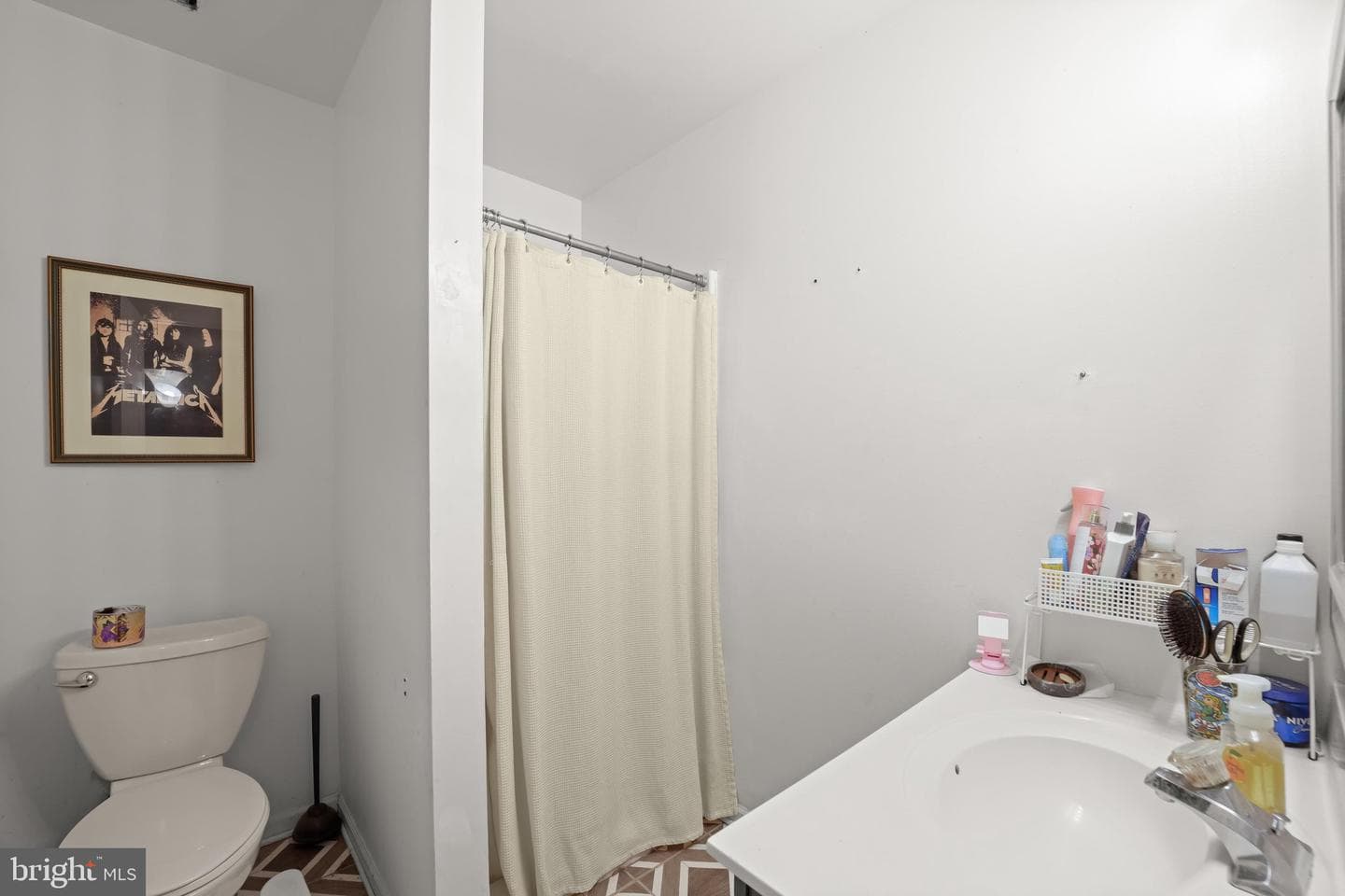 12465 Hisperia Road photo 6