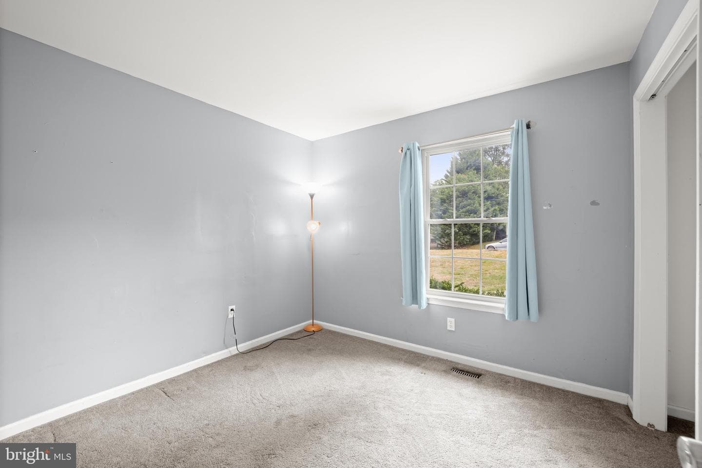 12465 Hisperia Road photo 8