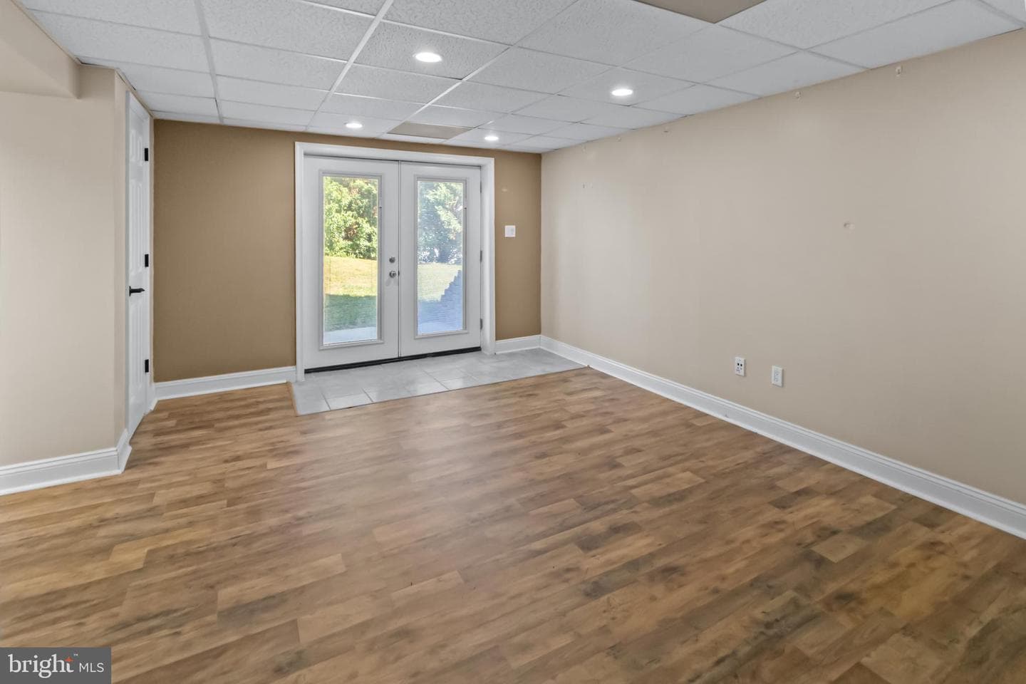 1525 Sharpes Court photo 44