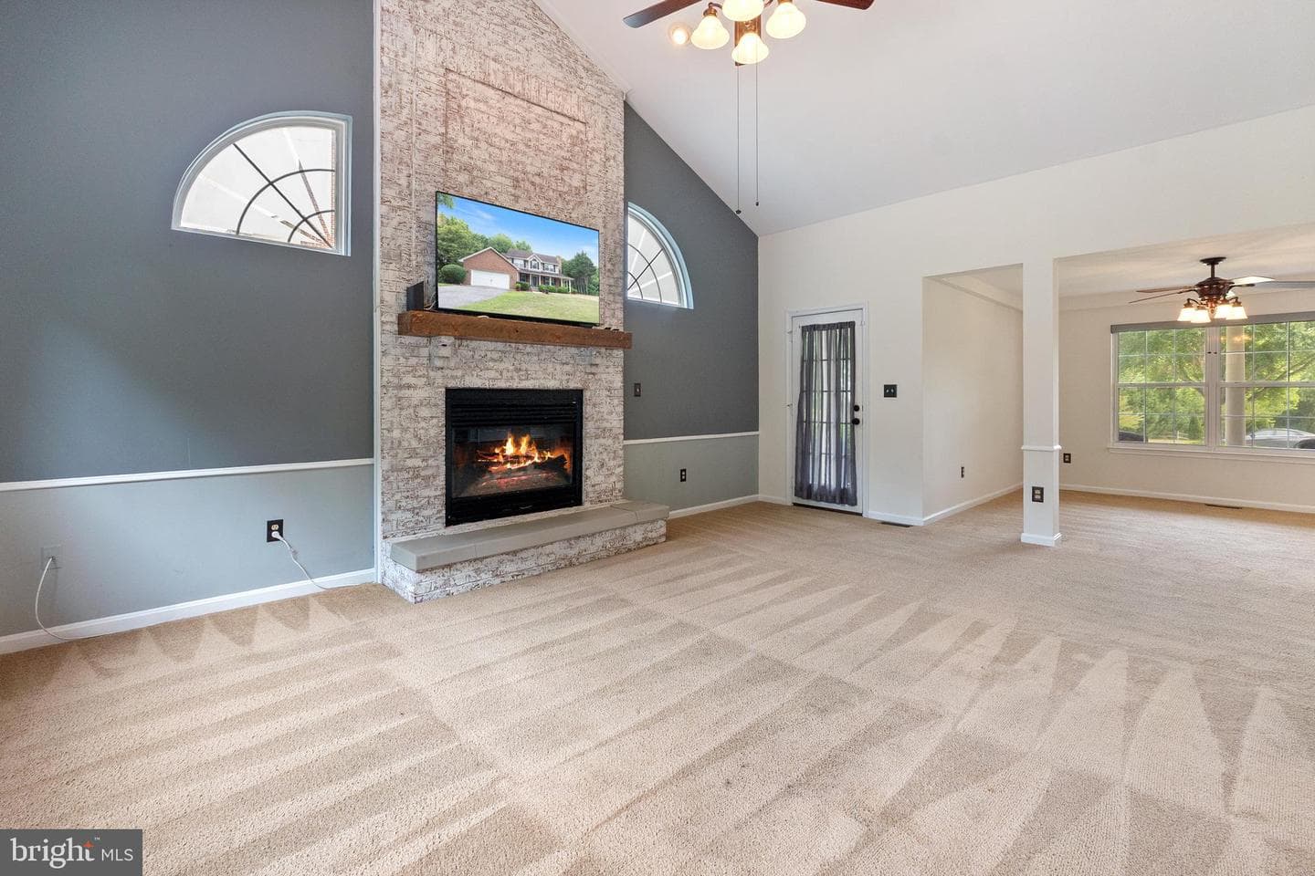 745 Bella Vista Drive photo 11