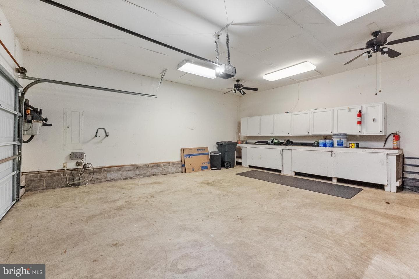 745 Bella Vista Drive photo 37