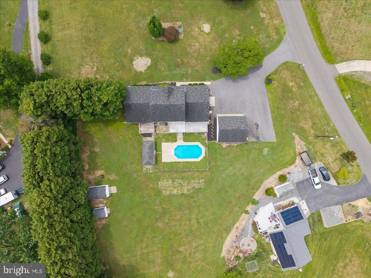 8407 Wesley Stinnett Boulevard photo 7