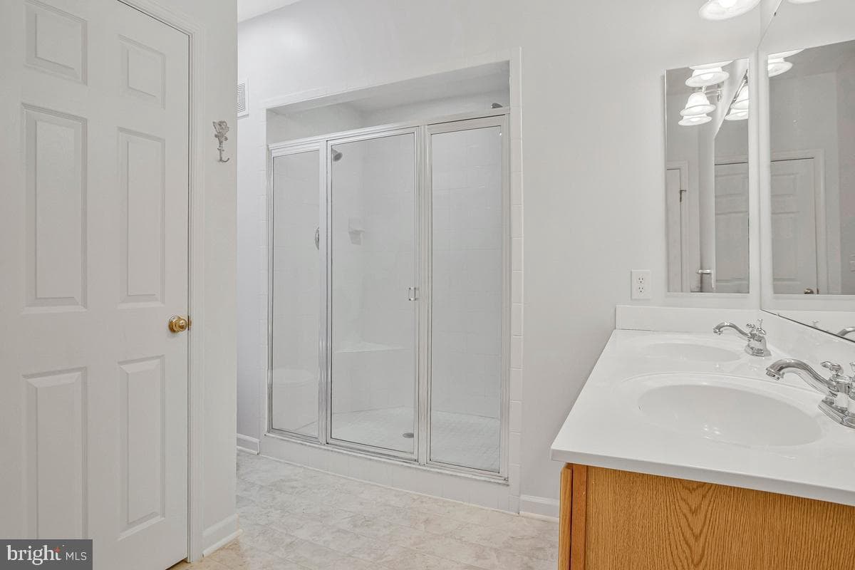 2225 Ivy Lane #11 photo 21