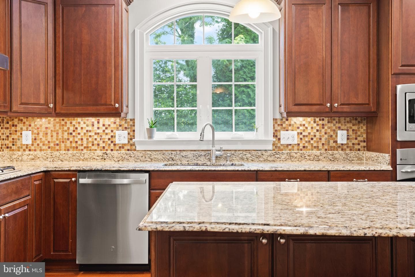 3325 Cox Road photo 18