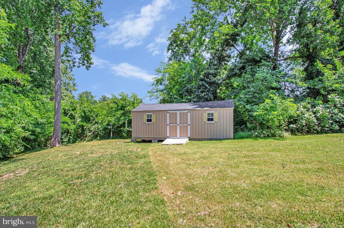 2811 Glasgow Way photo 37