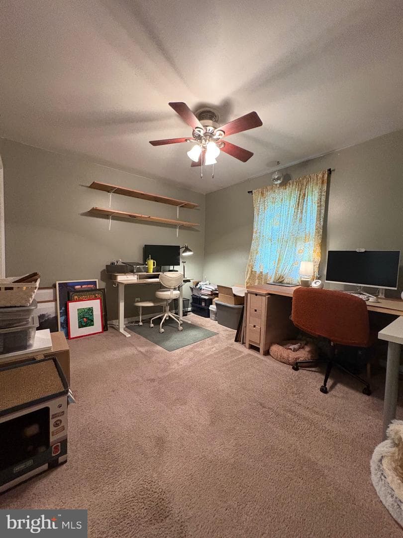 5885 Valley photo 18