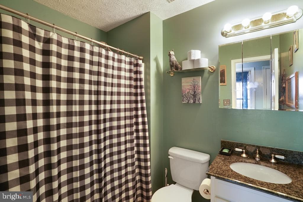 673 Grenada Lane photo 7