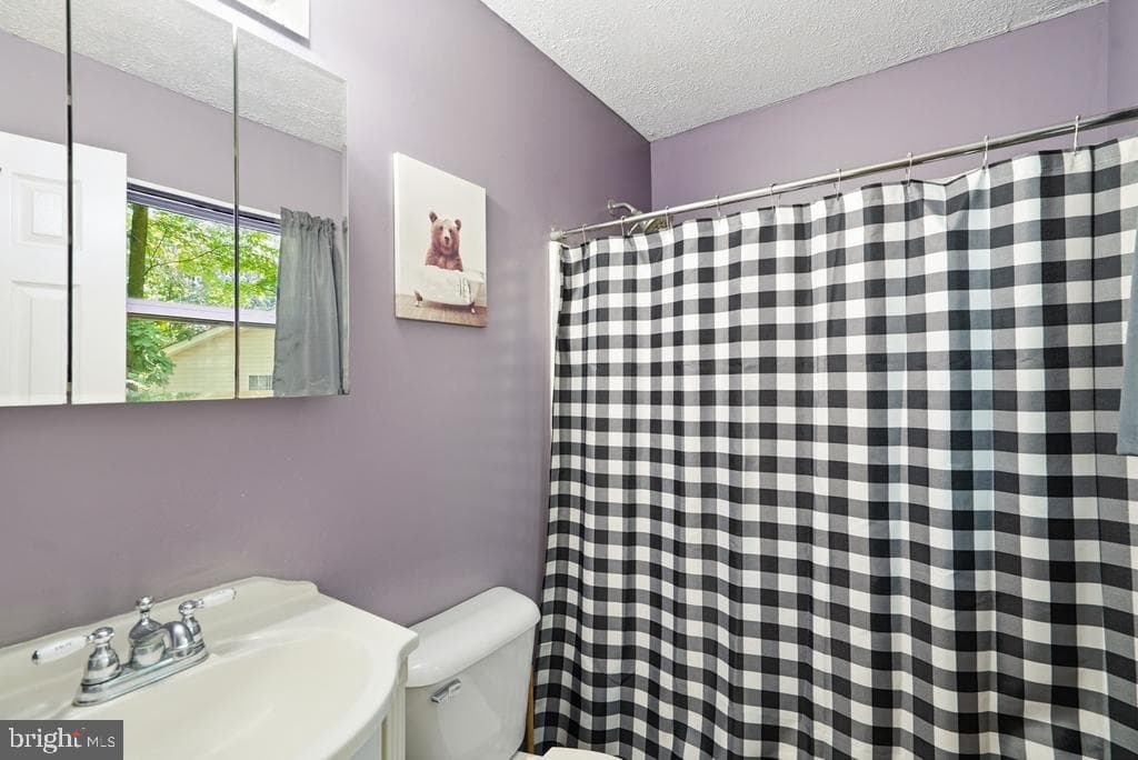 673 Grenada Lane photo 8