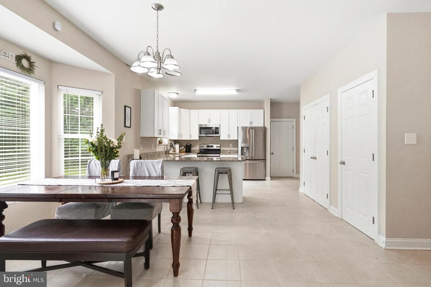 5335 Majesty Lane photo 14