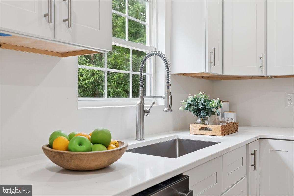 30 Reids Lane photo 14