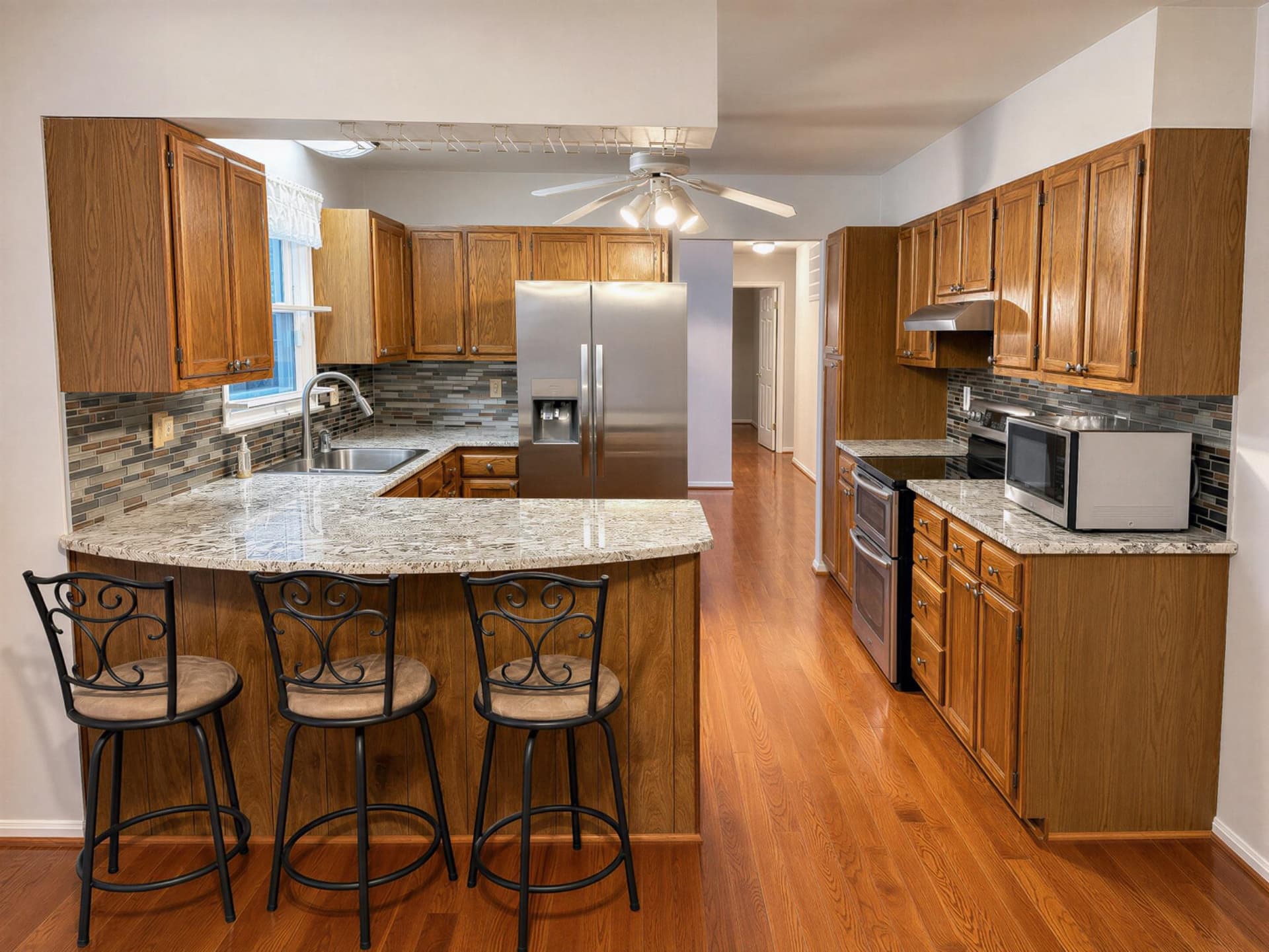 2115 Tamarac Trl photo 4