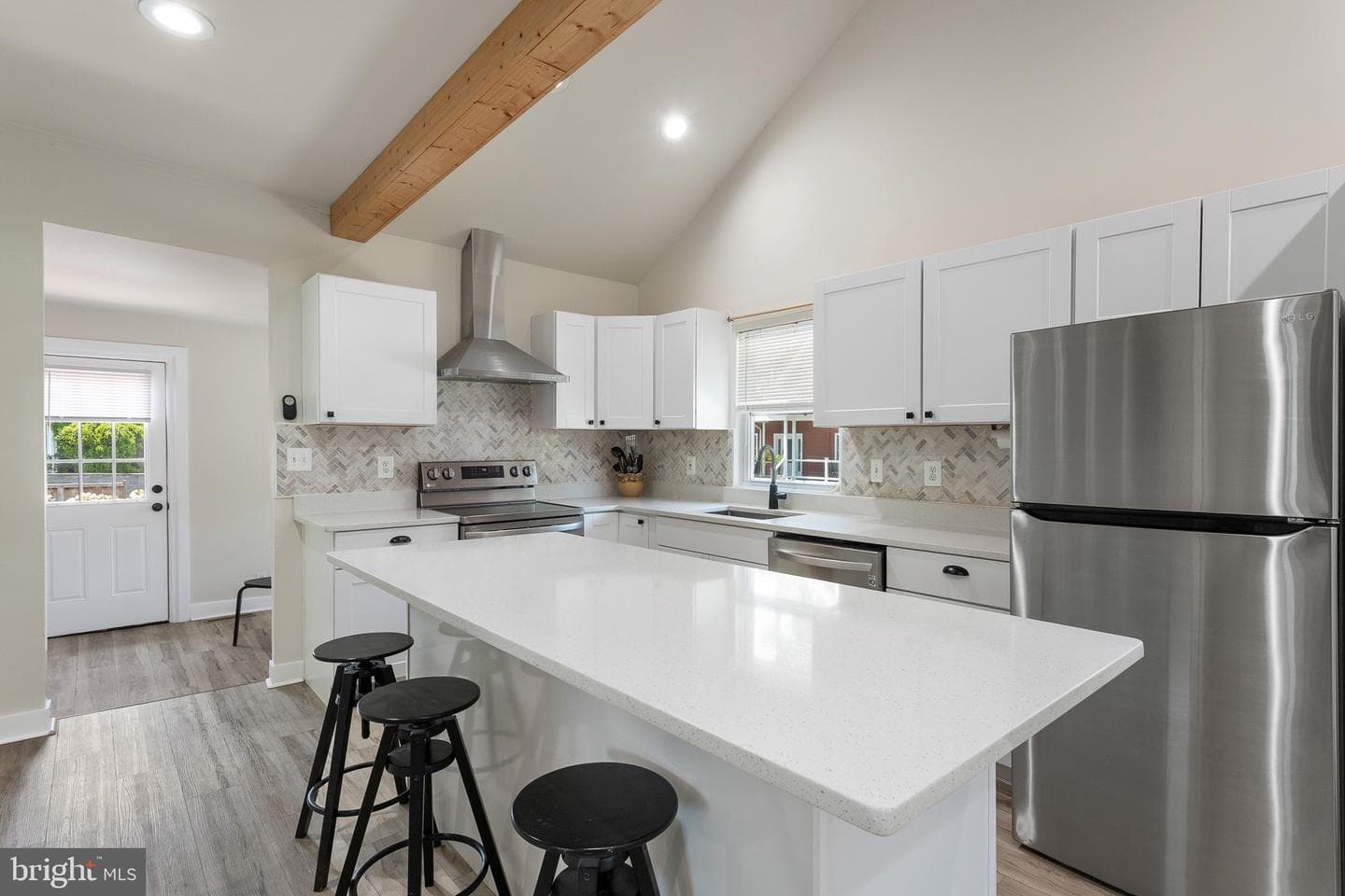 8256 D Street photo 10