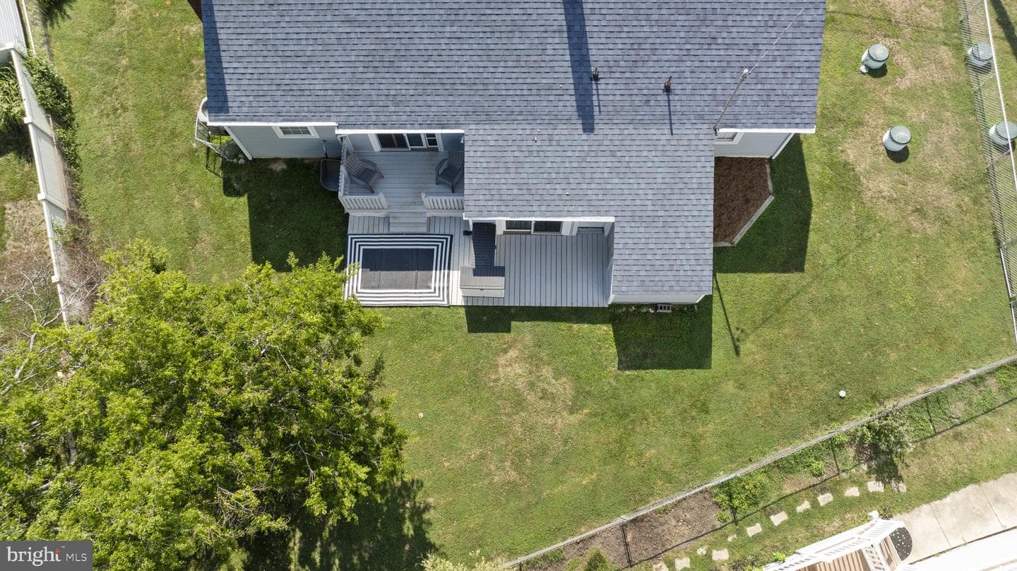 2824 Bay Boulevard photo 36