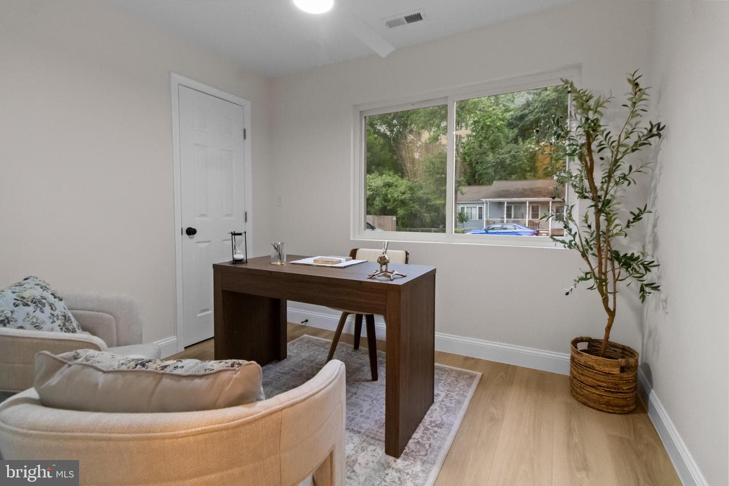 333 Bay Avenue photo 26