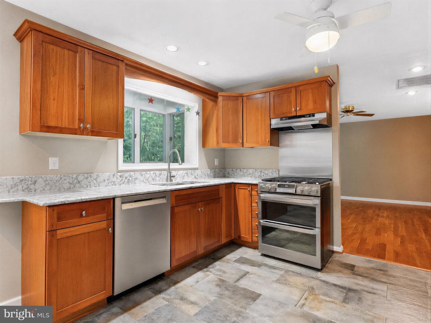 470 Chippingwood Drive photo 5