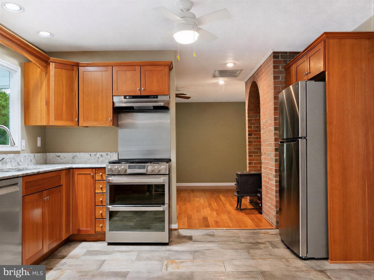 470 Chippingwood Drive photo 6
