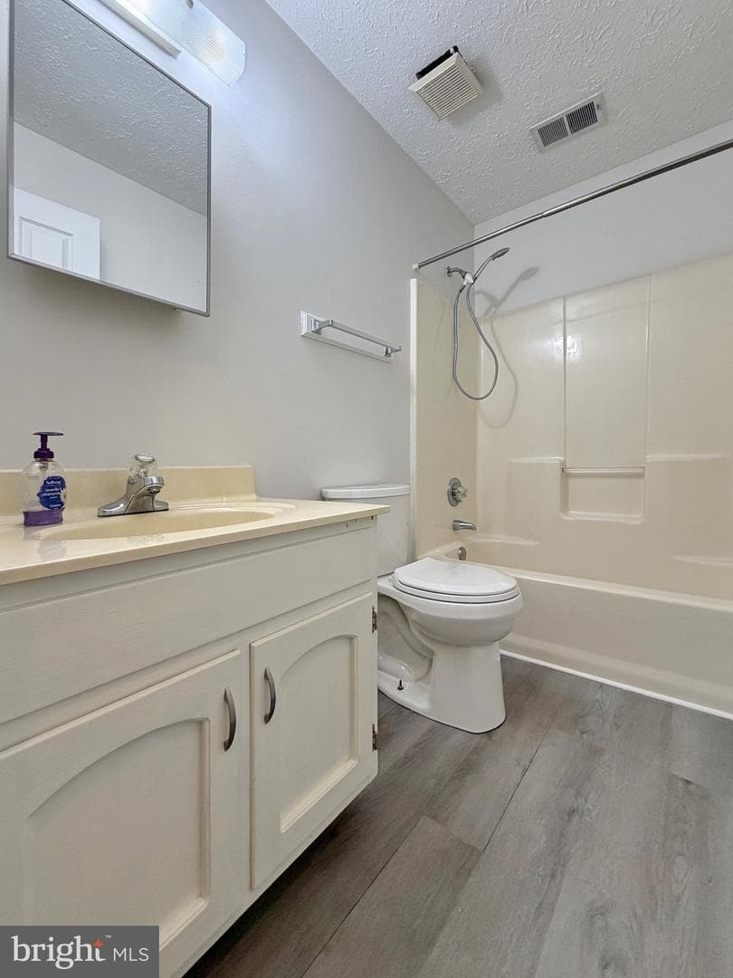 12444 Hisperia Road photo 39