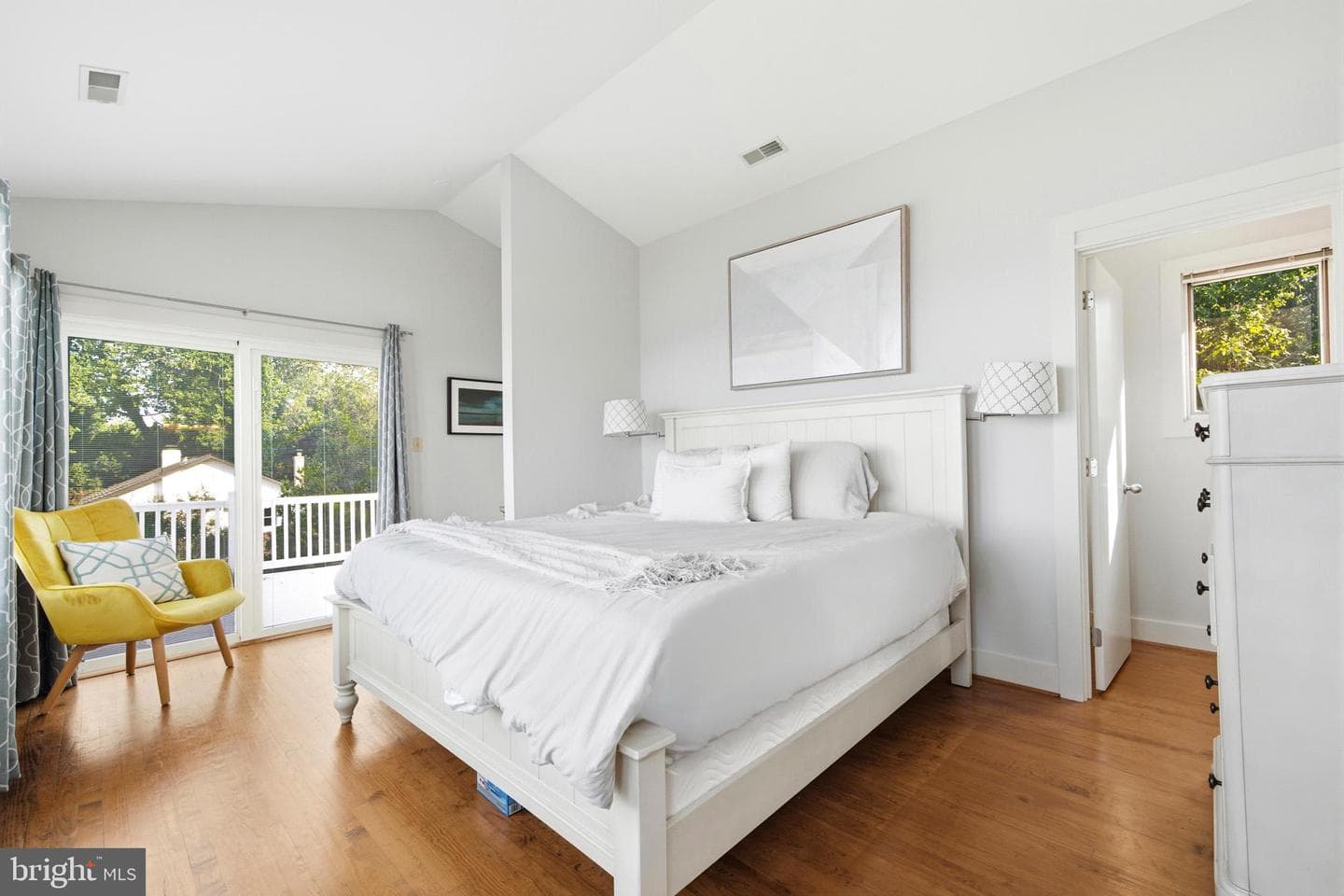 5424 Beach Drive photo 44