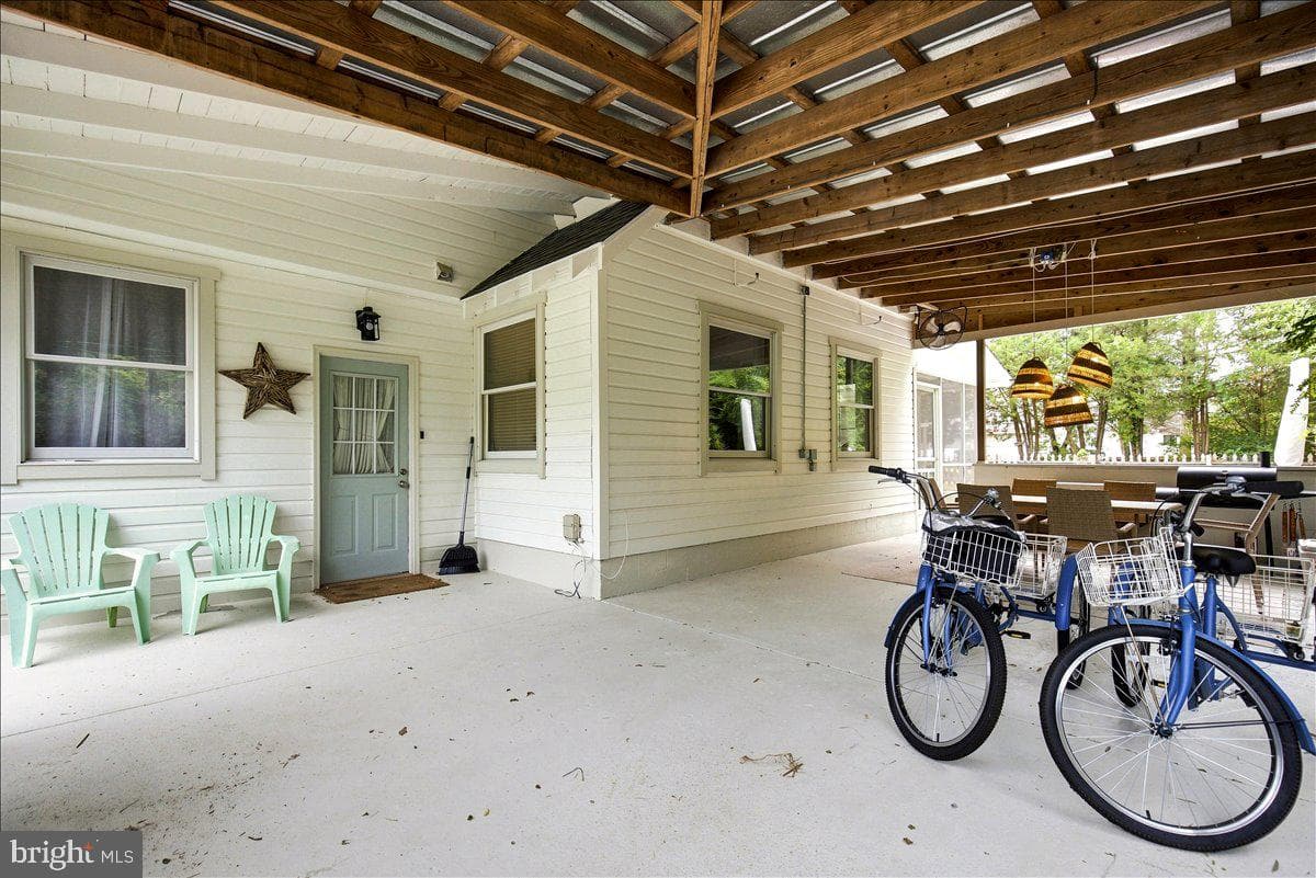 3015 Lighthouse Boulevard photo 18