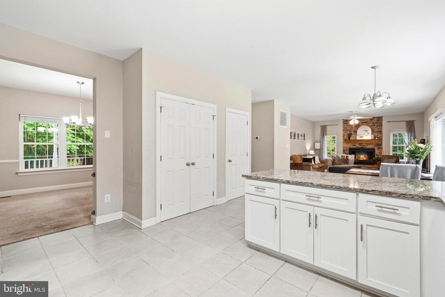 5335 Majesty Lane photo 17