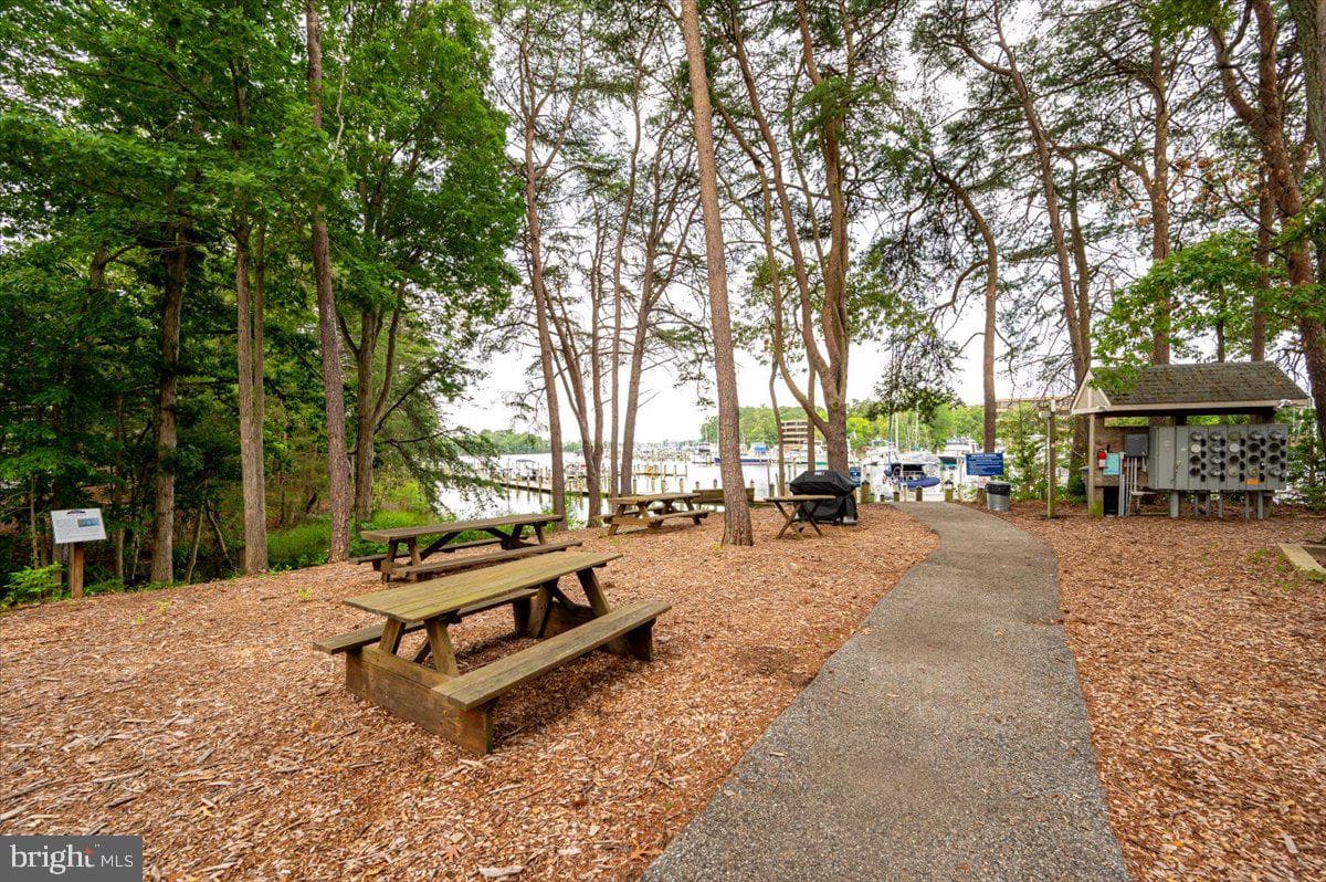 921 Spinnaker Way #921 photo 34