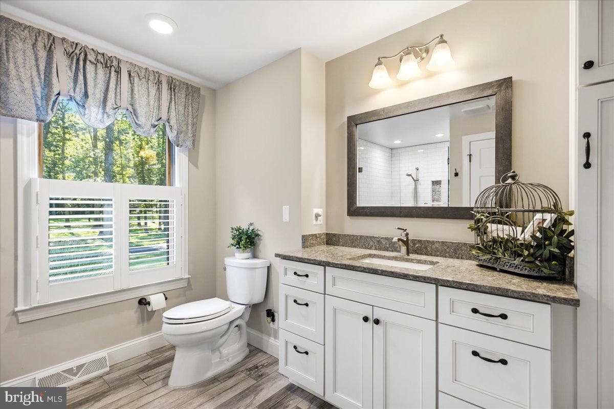 7785 Swan Lane photo 54