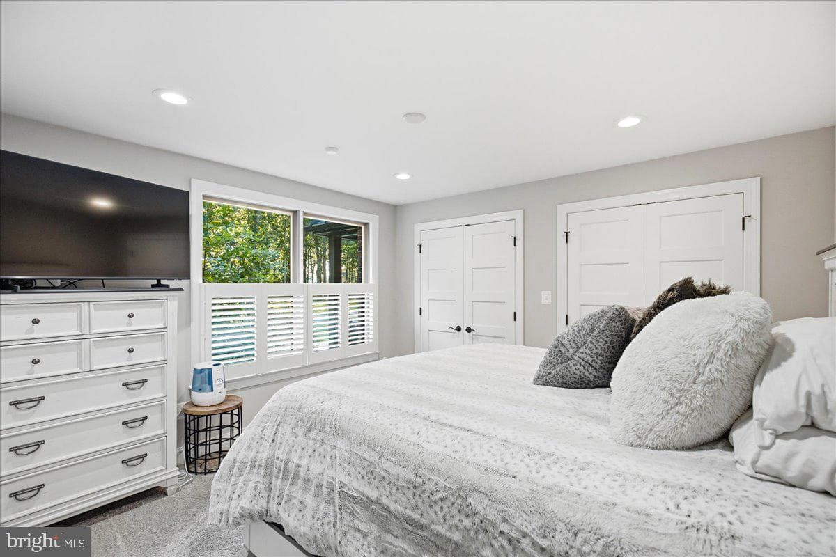 7785 Swan Lane photo 56