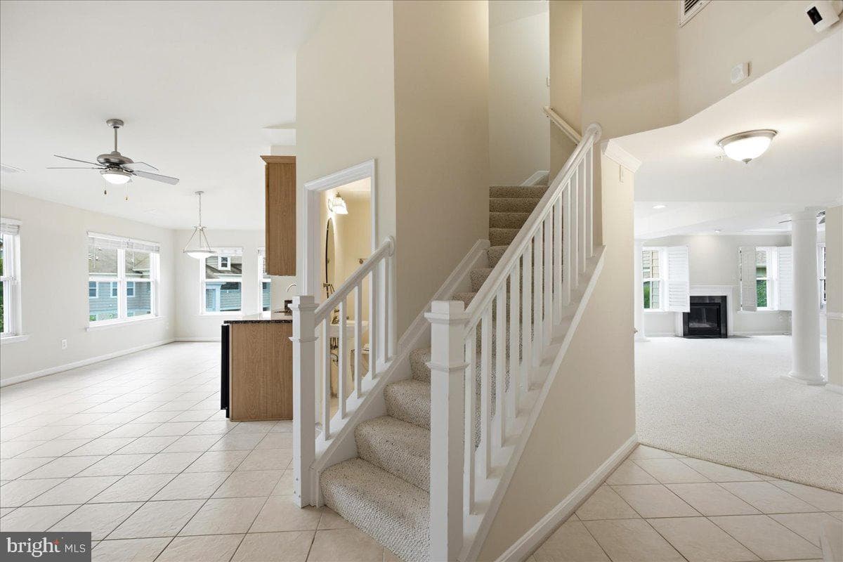 534 Oyster Bay Place #401 photo 33