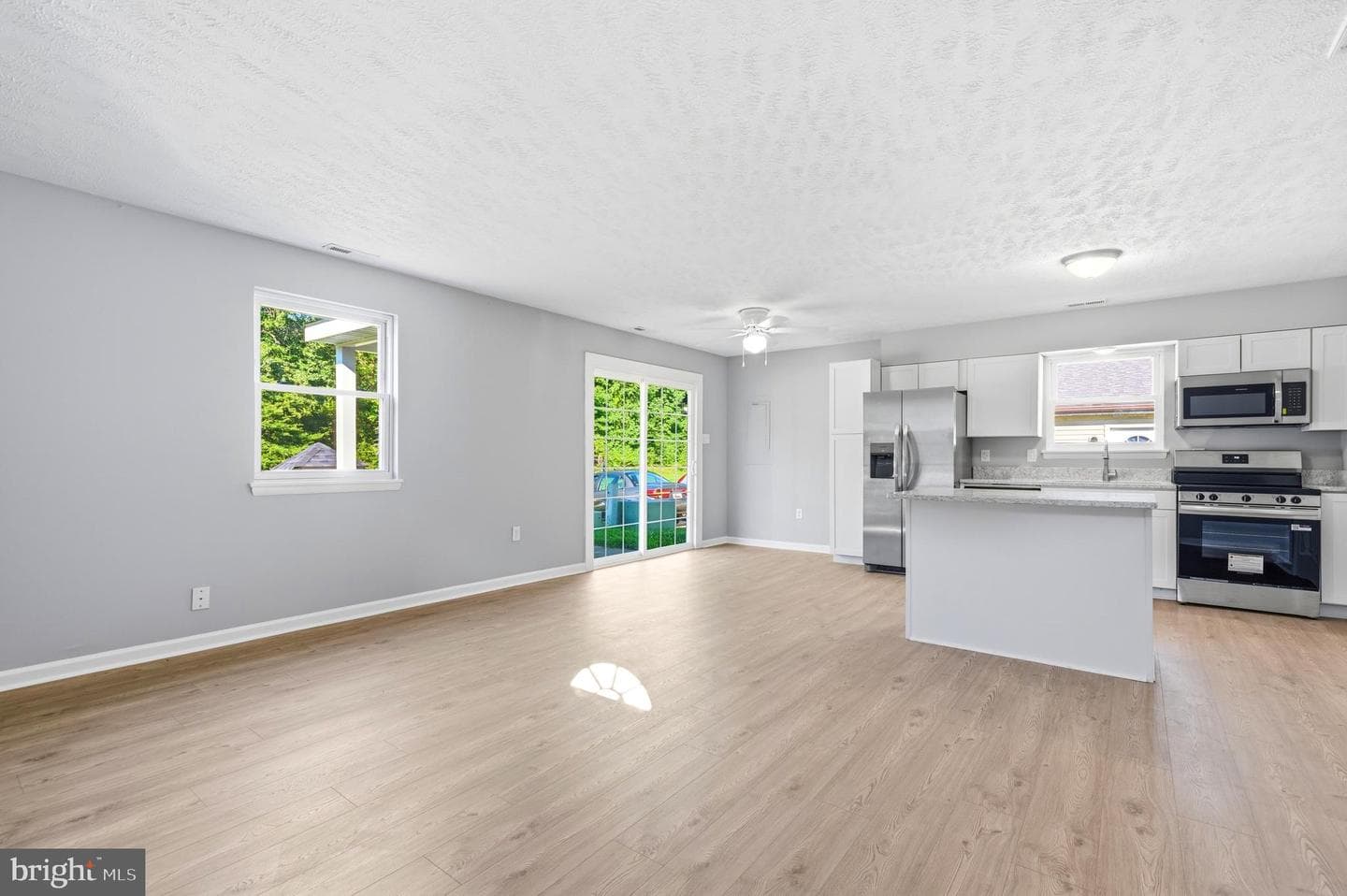 650 Field Road photo 13